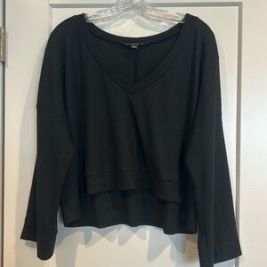 Never worn! HYFVE Black Cropped in front/longer in back l/s shirt size med.